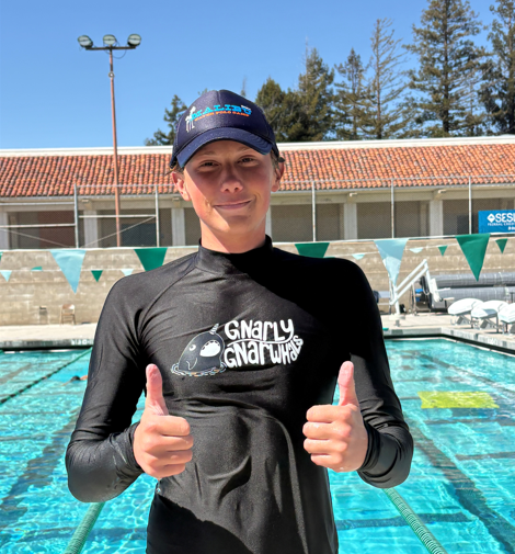 Koen giving thumbs up
